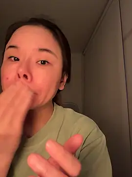 Snapshot of Yunjieusa_66 chatting on October 2025 12:31:01 AM Yunjieusa 66 online show from October 2025 12:31:01 AM