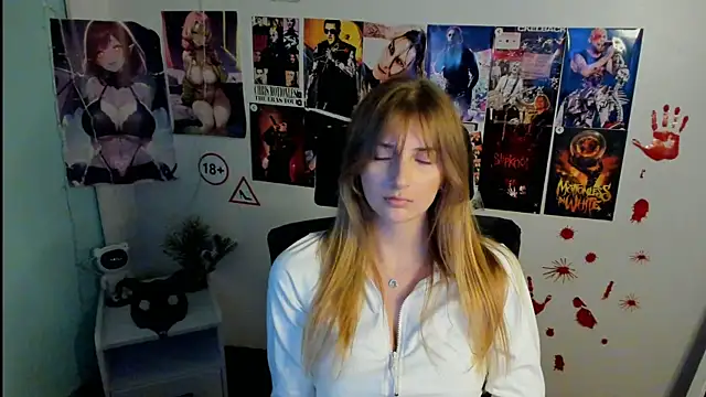 NeyliDream online show from November 2025 01:35:02 PM