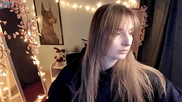 NeyliDream online show from February 2026 01:32:02 PM