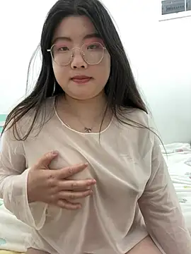 Snapshot of xxwang20 chatting on March 2026 06:03:01 PM xxwang20 online show from March 2026 06:03:01 PM