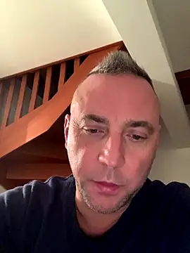 Marronglace1 online show from December 2025 06:45:01 PM