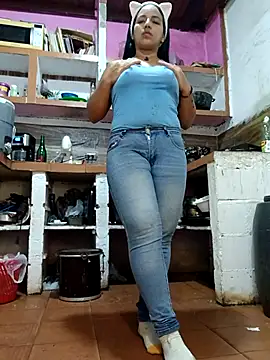 girlpee online show from December 2025 10:55:01 AM