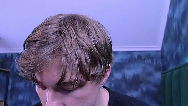 MarkShot  online show from December 2025 05:19:02 PM