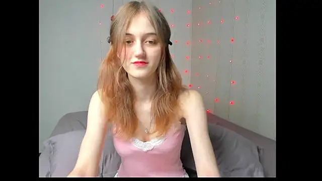 dreamy pollyyy online show from April 2026 04:51:02 PM