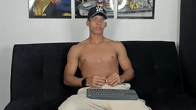 Snapshot of nico_santana chatting on September 2025 10:54:02 PM nico santana online show from September 2025 10:54:02 PM