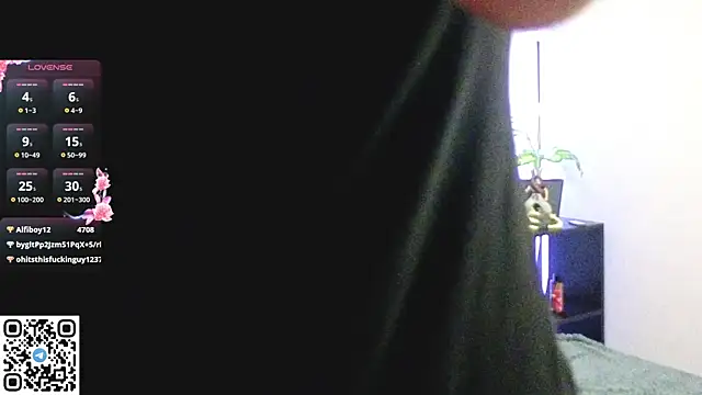 Snapshot of sunsh11ne chatting on October 2025 08:17:01 PM sunsh11ne online show from October 2025 08:17:01 PM