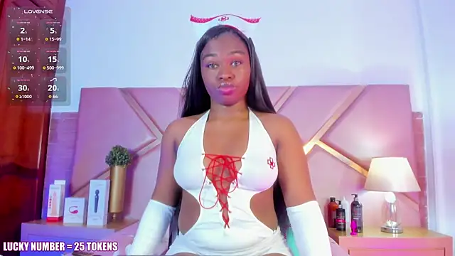 SophieSinclair online show from October 2025 12:50:01 PM