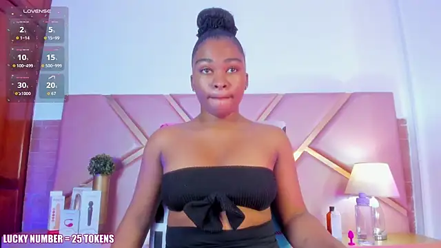 SophieSinclair online show from November 2025 12:33:01 PM