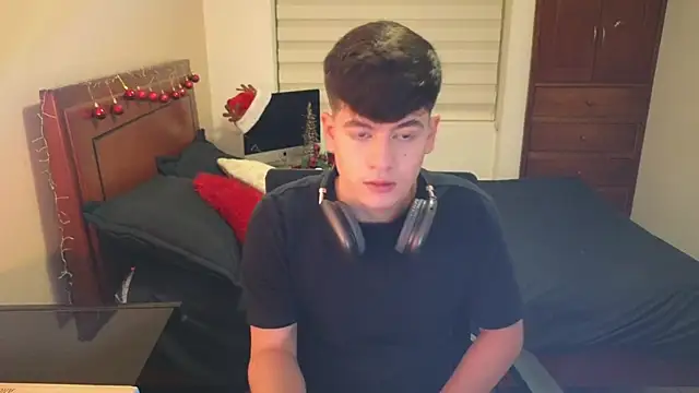 tightncuteass online show from November 2025 10:48:02 PM