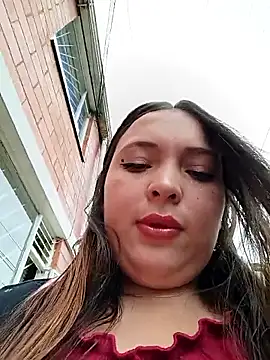 Lunna azul online show from September 2025 02:00:02 PM