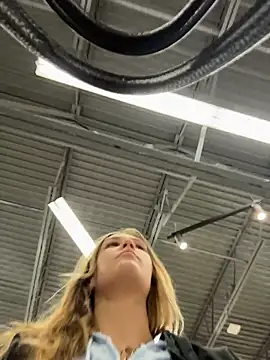 AllesandraLove online show from January 2026 06:00:02 PM