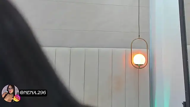 Snapshot of Dream_nena chatting on November 2025 08:11:02 PM Dream nena online show from November 2025 08:11:02 PM