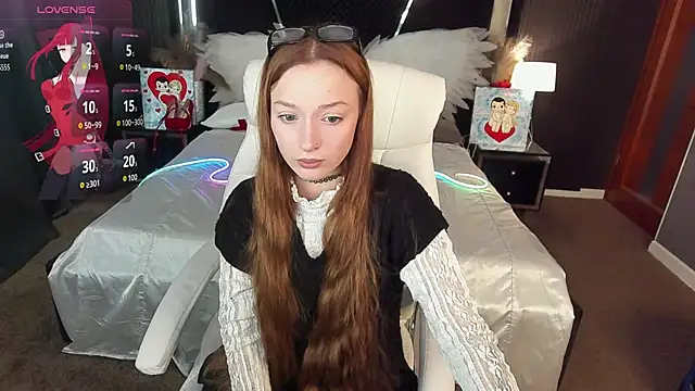 FoxyMayy online show from March 2026 06:53:02 AM