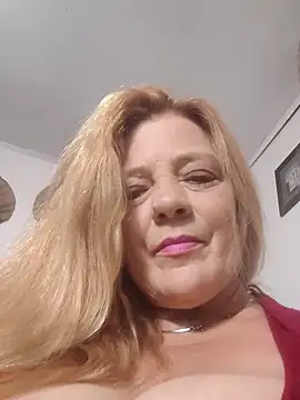 Casandra Cruz online show from October 2025 12:18:02 AM