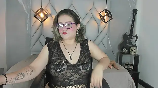 hellen tirey online show from October 2025 01:53:02 PM