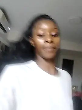 Kloee 12 online show from November 2025 01:52:02 AM