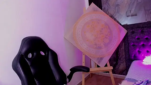 Zoe Rosse00 online show from March 2026 05:04:01 PM