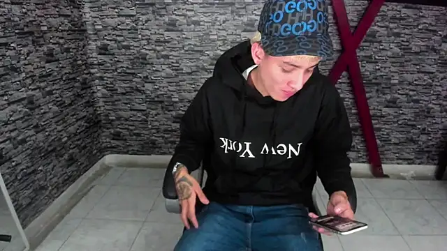 weesley boy online show from October 2025 11:35:01 PM