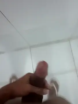 Snapshot of Carraraputo chatting on November 2025 12:31:01 AM Carraraputo online show from November 2025 12:31:01 AM