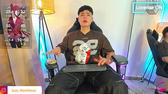 Im Juaniito online show from November 2025 11:07:02 PM