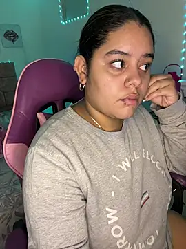 Anabelle 00  online show from April 2026 03:01:02 AM