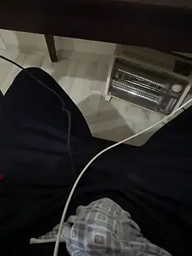 LAZ3R1 online show from December 2025 10:27:02 PM