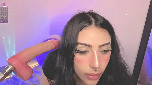 ashlynnlowe  online show from November 2025 07:43:01 PM