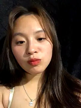 Snapshot of chipchip-00 chatting on October 2025 04:33:02 AM chipchip-00 online show from October 2025 04:33:02 AM