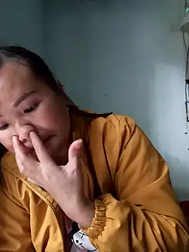 Snapshot of Tamara-a chatting on November 2025 03:18:02 AM Tamara-a online show from November 2025 03:18:02 AM