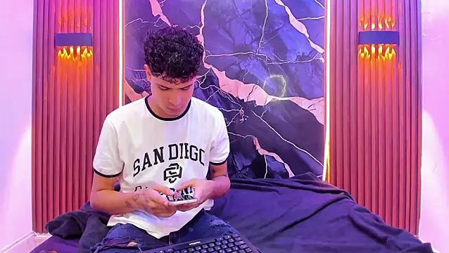 Lucky boys  X online show from March 2026 06:57:01 PM