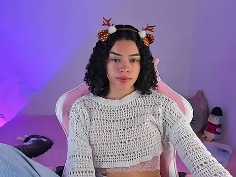 maddy parker   online show from December 2025 07:32:01 PM