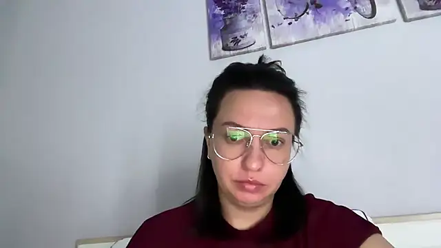 Karllina online show from August 2026 06:43:02 PM