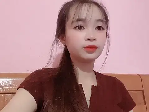 Snapshot of Suna7383 chatting on October 2025 04:50:01 PM Suna7383 online show from October 2025 04:50:01 PM