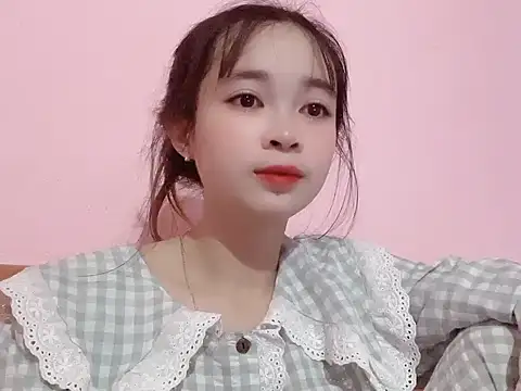 Snapshot of Suna7383 chatting on October 2025 04:08:01 PM Suna7383 online show from October 2025 04:08:01 PM