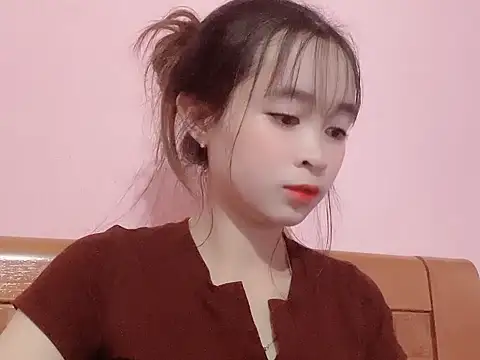 Snapshot of Suna7383 chatting on October 2025 03:57:02 PM Suna7383 online show from October 2025 03:57:02 PM