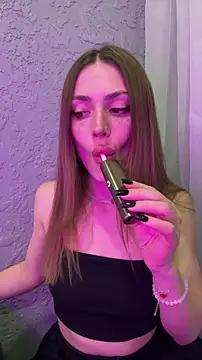 Snapshot of Elizabeth_Tay chatting on February 2026 06:06:02 PM Elizabeth Tay online show from February 2026 06:06:02 PM