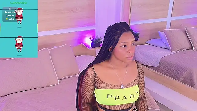 ValeryCortezm online show from November 2025 12:29:02 PM