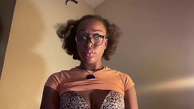 Snapshot of productivepussy chatting on September 2025 04:23:01 AM productivepussy online show from September 2025 04:23:01 AM