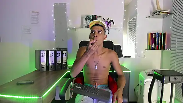 xxKamadevaxx online show from January 2026 12:46:01 AM