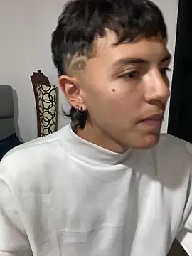 NaytonFreeman online show from September 2025 01:07:02 AM