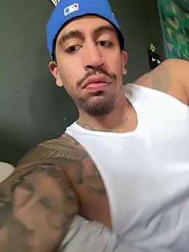 busnfatnutsLildee online show from March 2026 04:39:02 PM