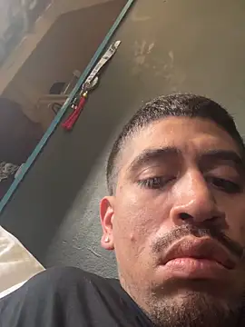 busnfatnutsLildee online show from April 2026 08:39:01 PM