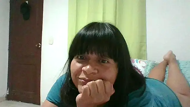 adri89-g online show from April 2026 01:04:01 AM