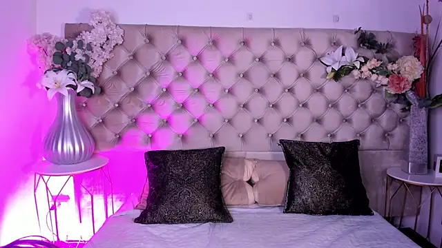 Snapshot of AishaValcazar chatting on February 2026 03:55:02 AM AishaValcazar online show from February 2026 03:55:02 AM