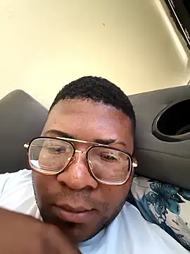 Elsuave28 online show from April 2026 01:42:02 PM