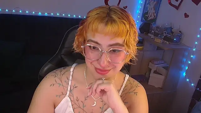 Miacatsito3 online show from June 2026 04:21:02 AM