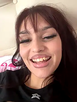 Snapshot of EllaBlowy chatting on September 2025 12:09:01 PM EllaBlowy online show from September 2025 12:09:01 PM