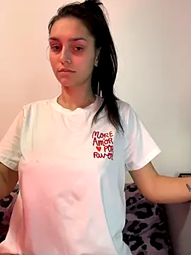 Snapshot of EllaBlowy chatting on November 2025 09:52:01 AM EllaBlowy online show from November 2025 09:52:01 AM