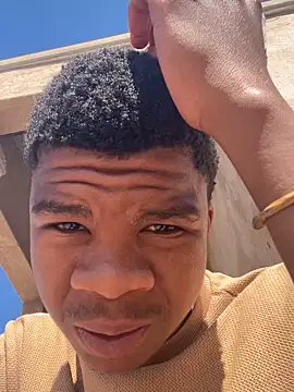 Snapshot of thatotheroneguy chatting on October 2025 01:33:02 PM thatotheroneguy online show from October 2025 01:33:02 PM