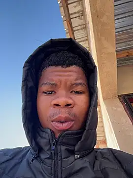 Snapshot of thatotheroneguy chatting on October 2025 05:46:01 AM thatotheroneguy online show from October 2025 05:46:01 AM